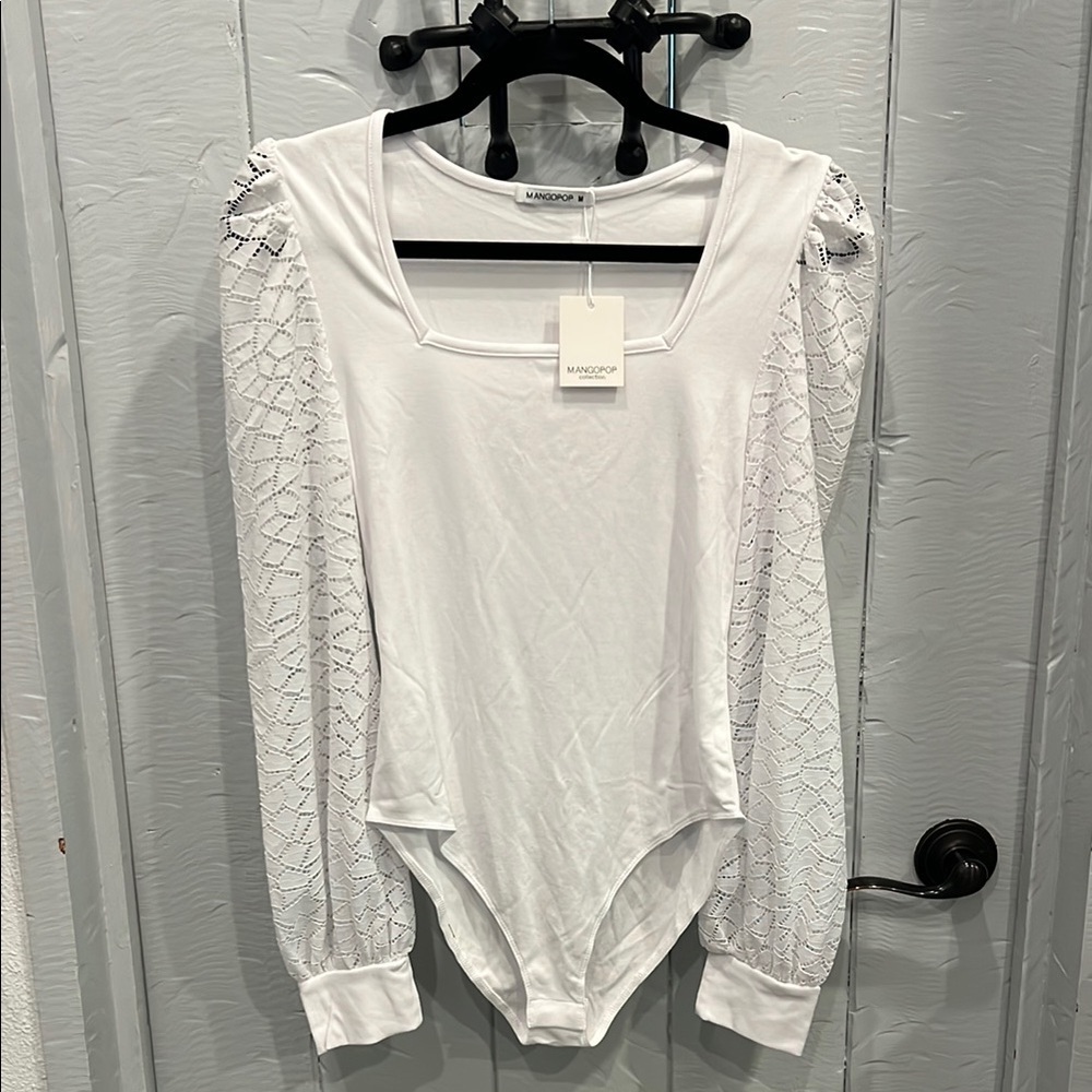 Mangopop White Lace Sleeve Bodysuit Med NWT
